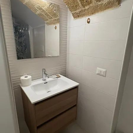 Apartment La Stanza Sul Porto Di Maria Gallipoli